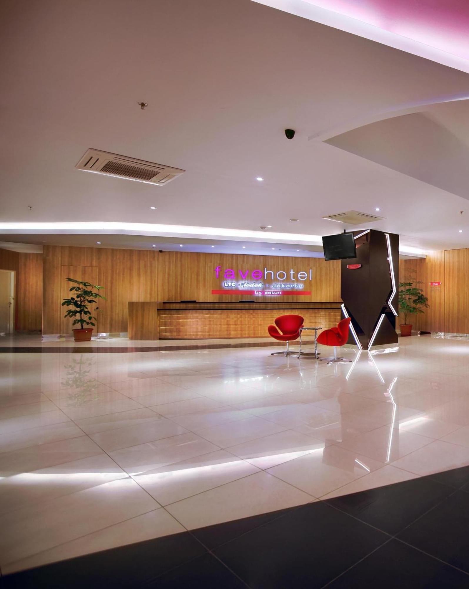 Favehotel Ltc Glodok Jakarta Exterior photo
