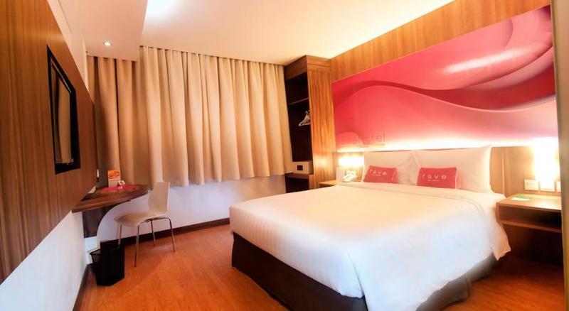 Favehotel Ltc Glodok Jakarta Exterior photo